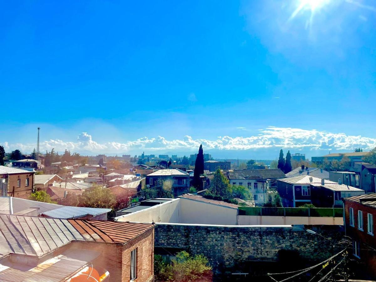 Central City Кутаїсі Екстер'єр фото